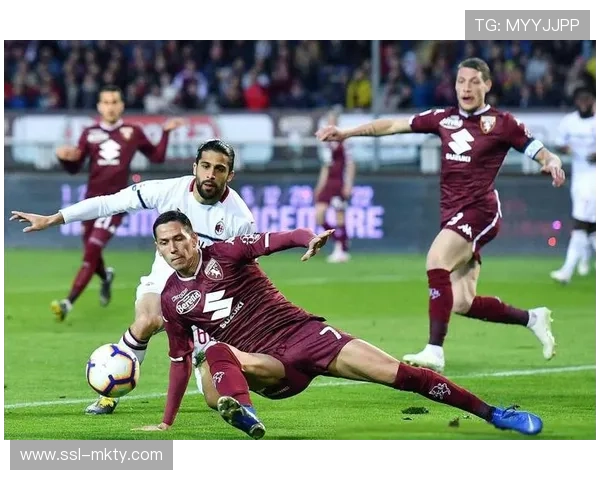 佛罗伦萨多打一人，攻势足球席卷主场