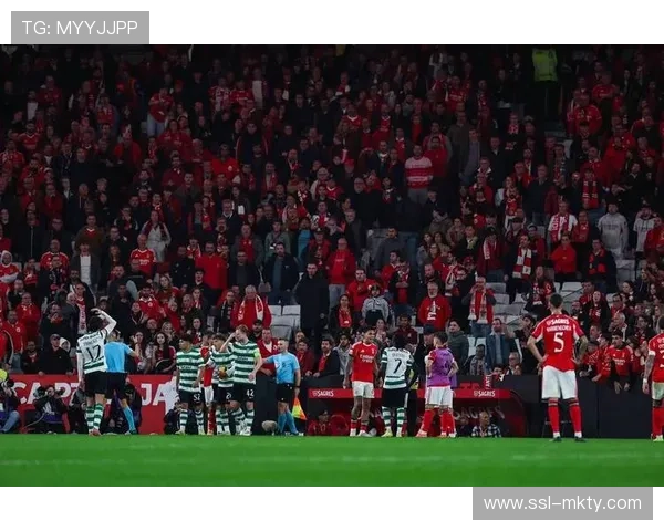 曼联对阵富勒姆，主场优势或主导战术选择